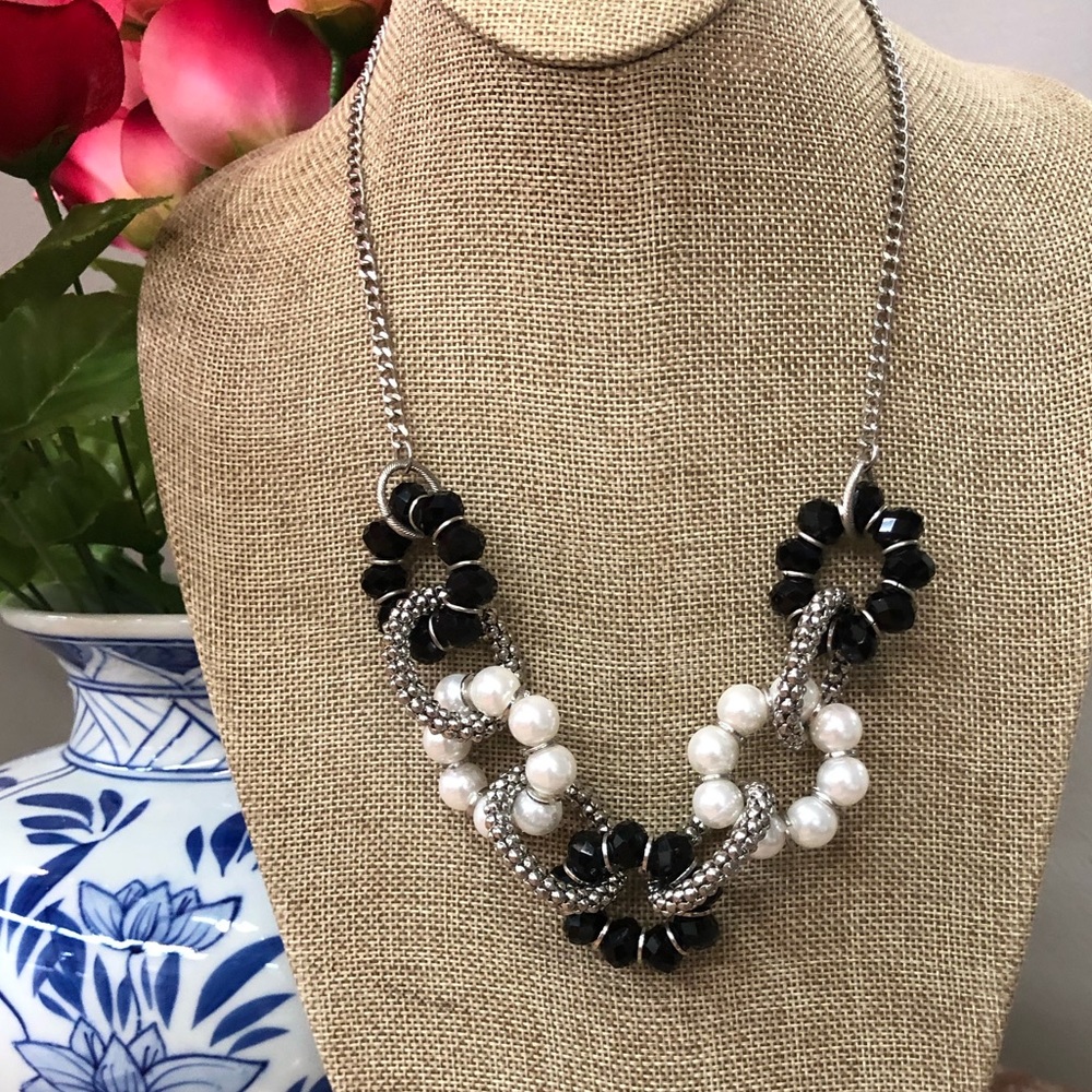 Pearl and Black Statement Necklace